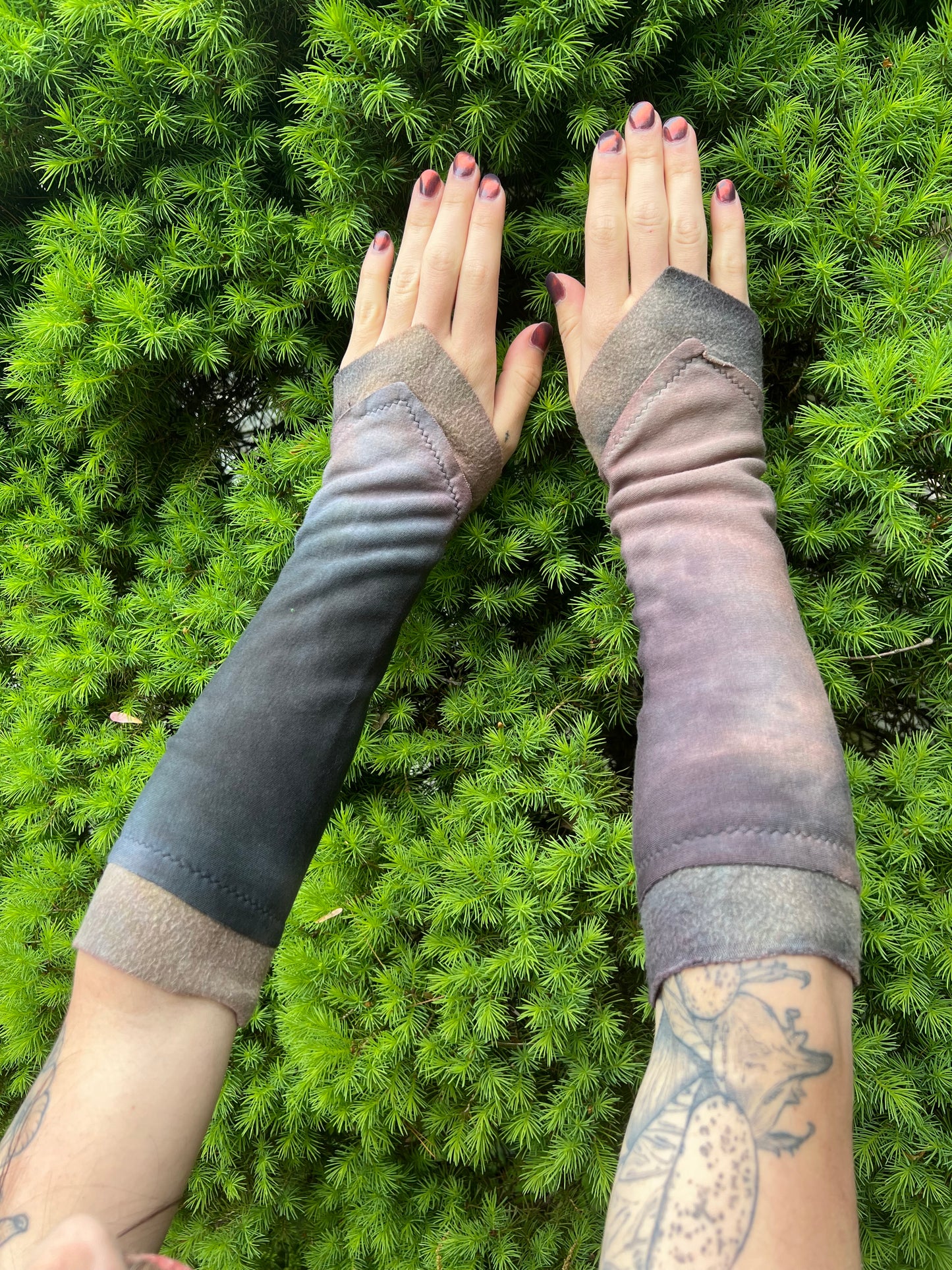 Gauntlet Armwarmers in your choice of colorway