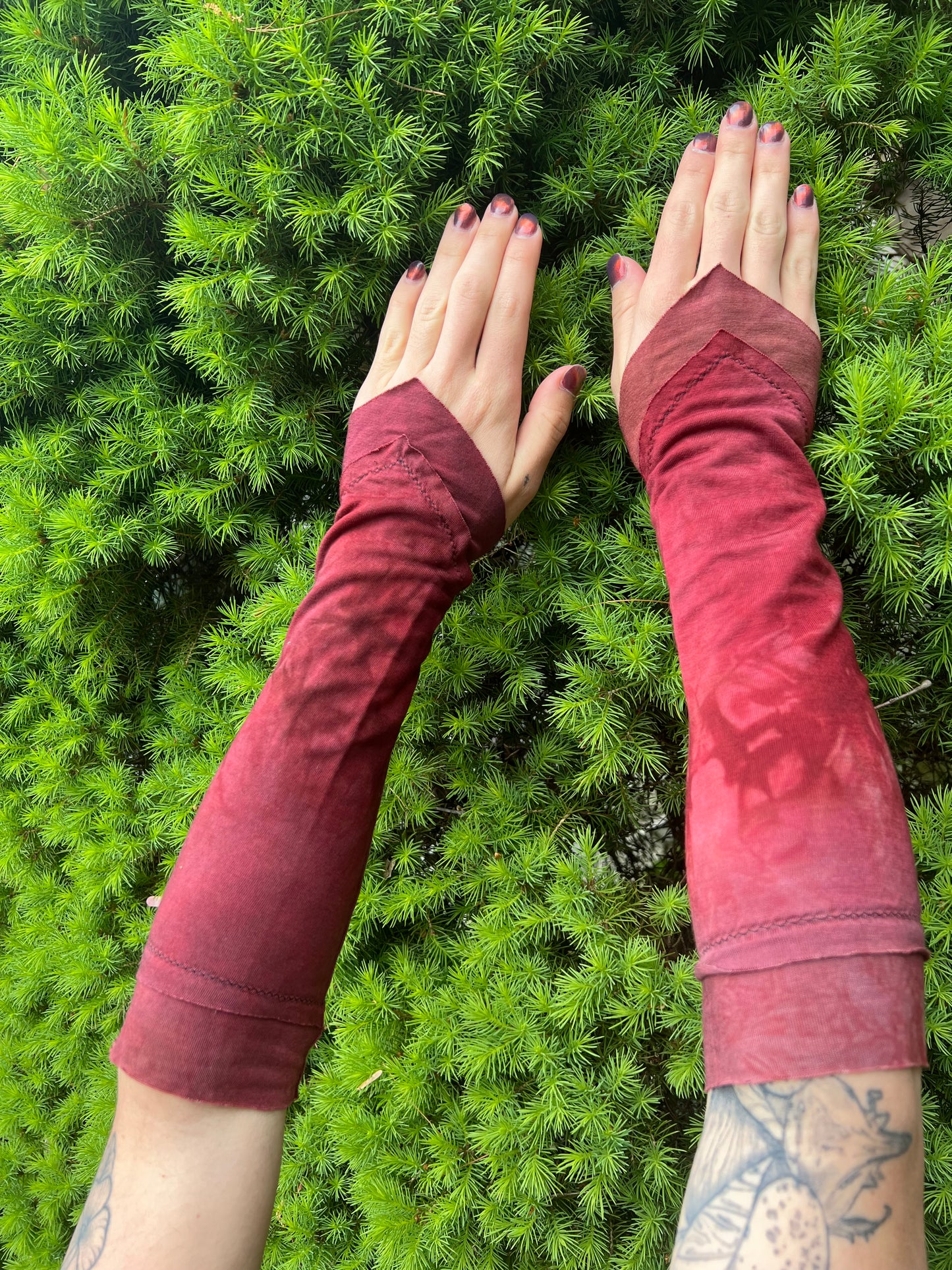 Gauntlet Armwarmers in your choice of colorway