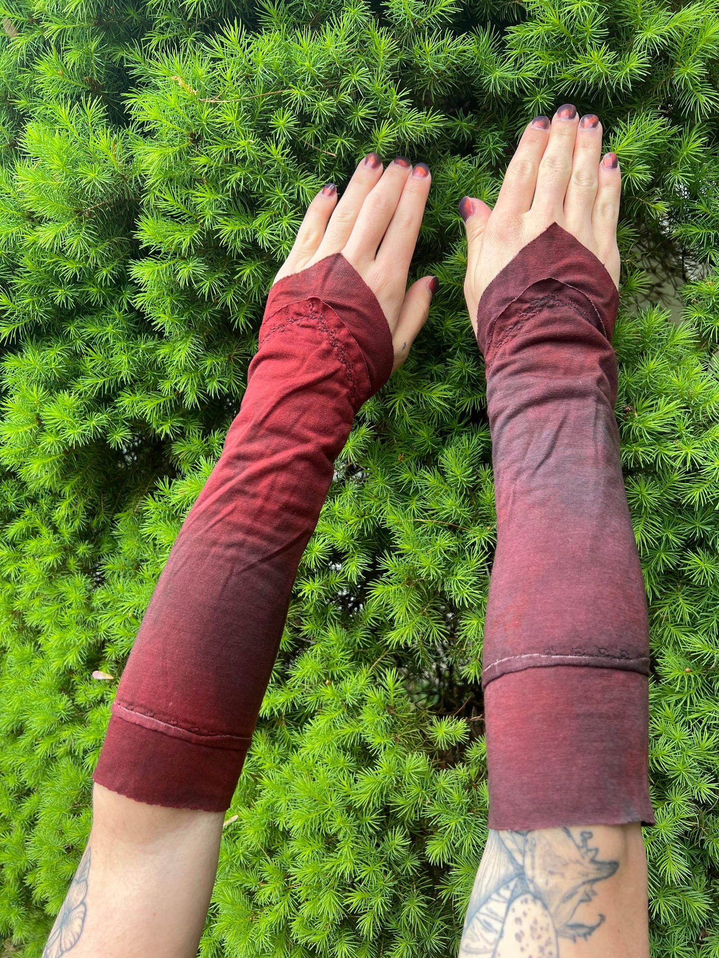Gauntlet Armwarmers in your choice of colorway