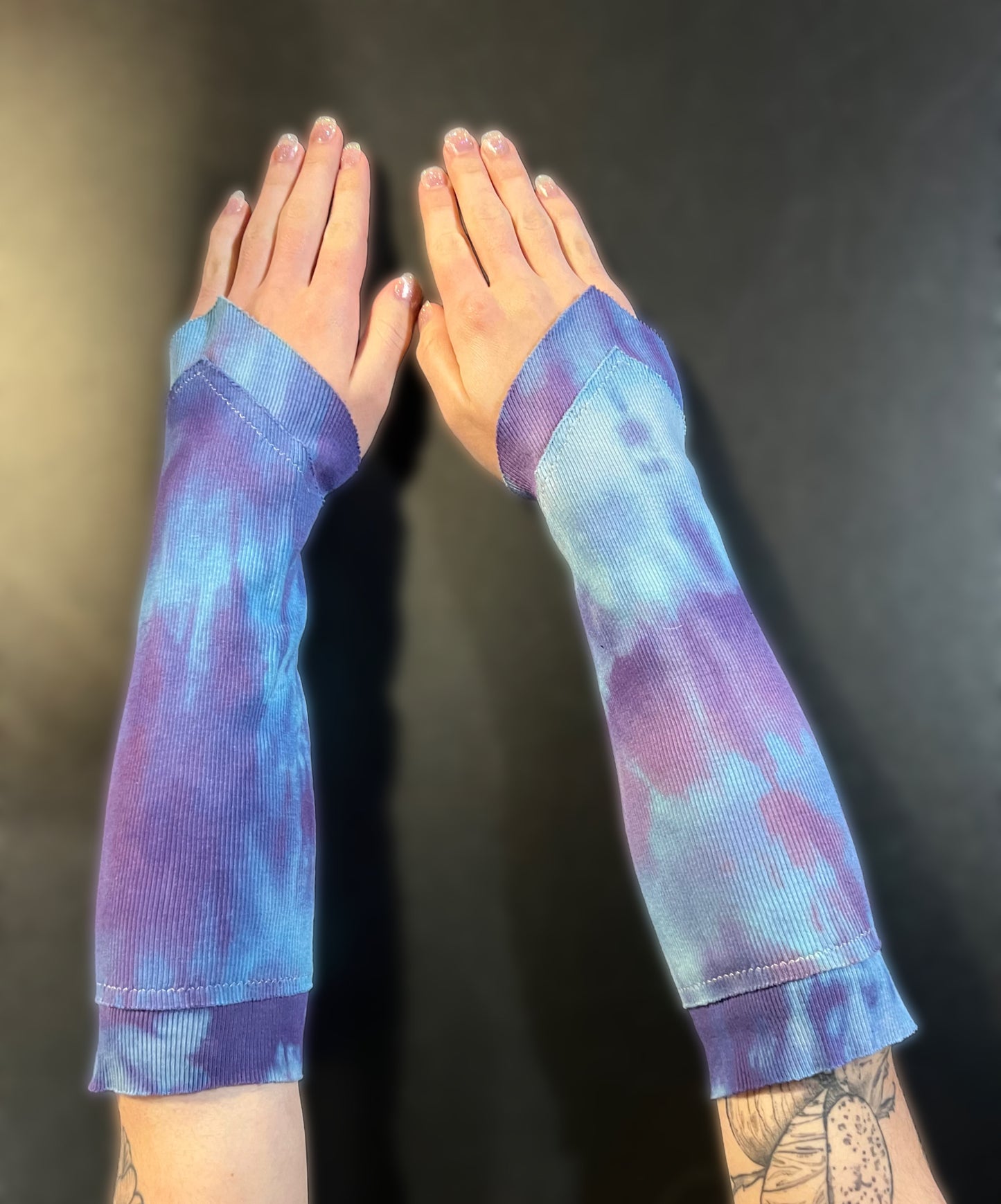 Gauntlet Armwarmers in your choice of colorway