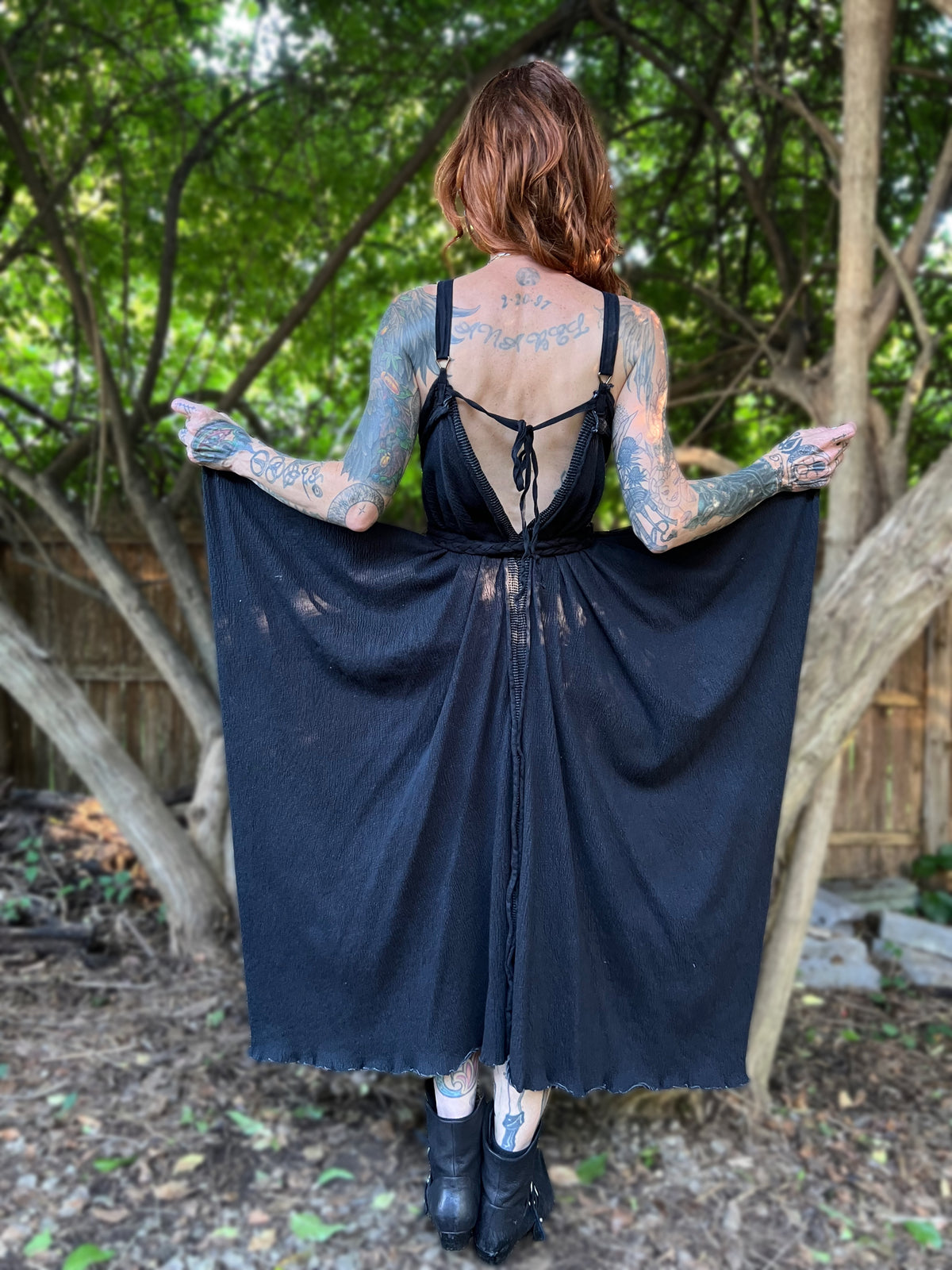 Adjustable Adventuring Dress Pitch