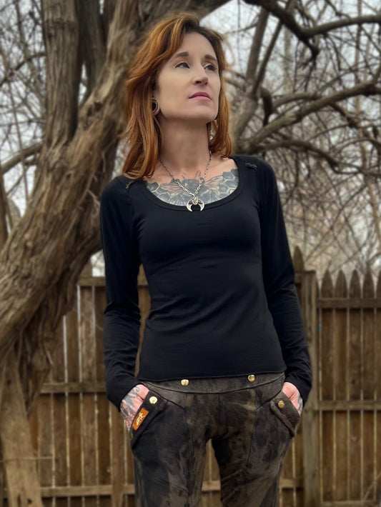 Hestia Shirt Gold Leaf Edition