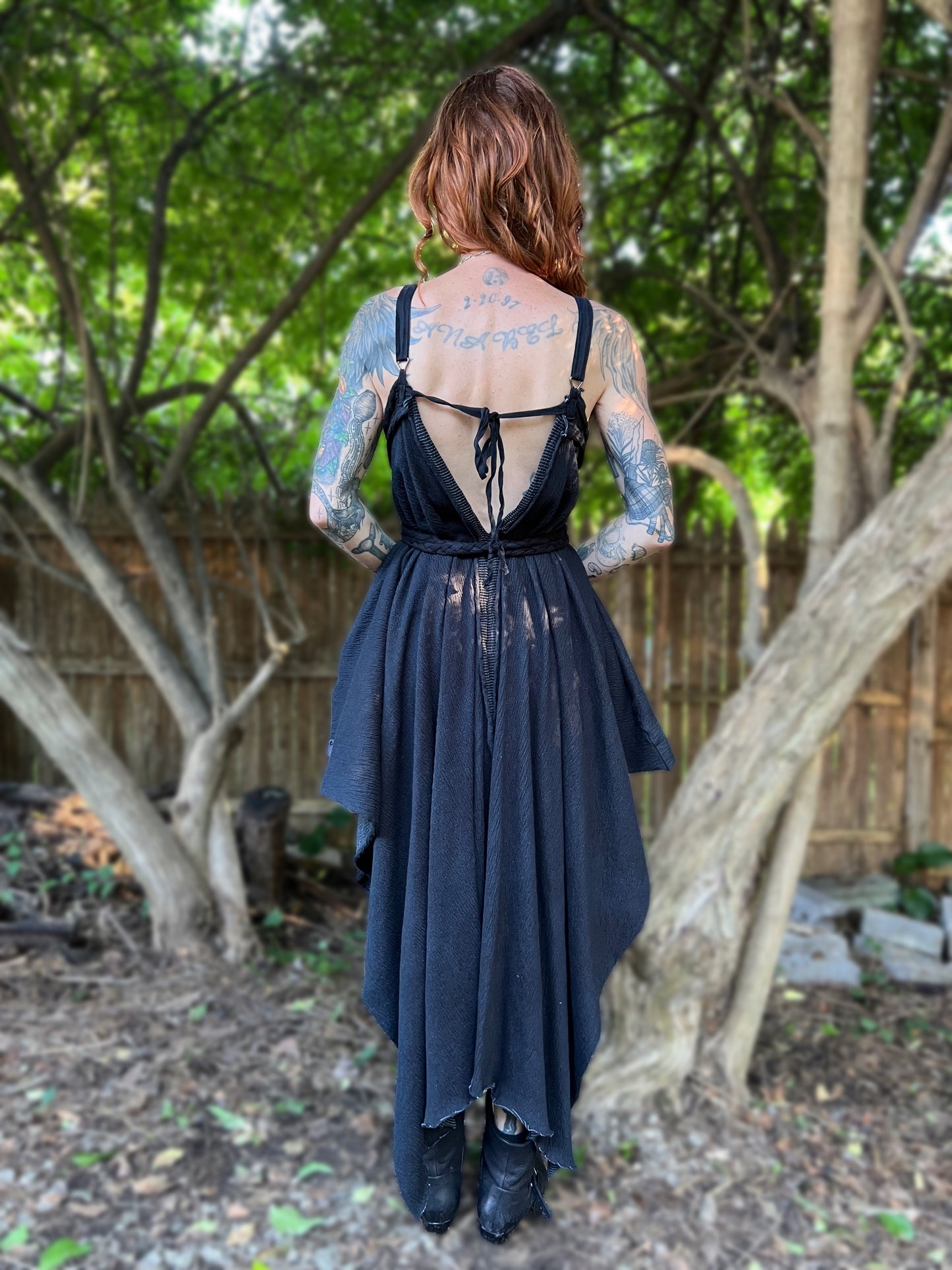 Adjustable Adventuring Dress Pitch