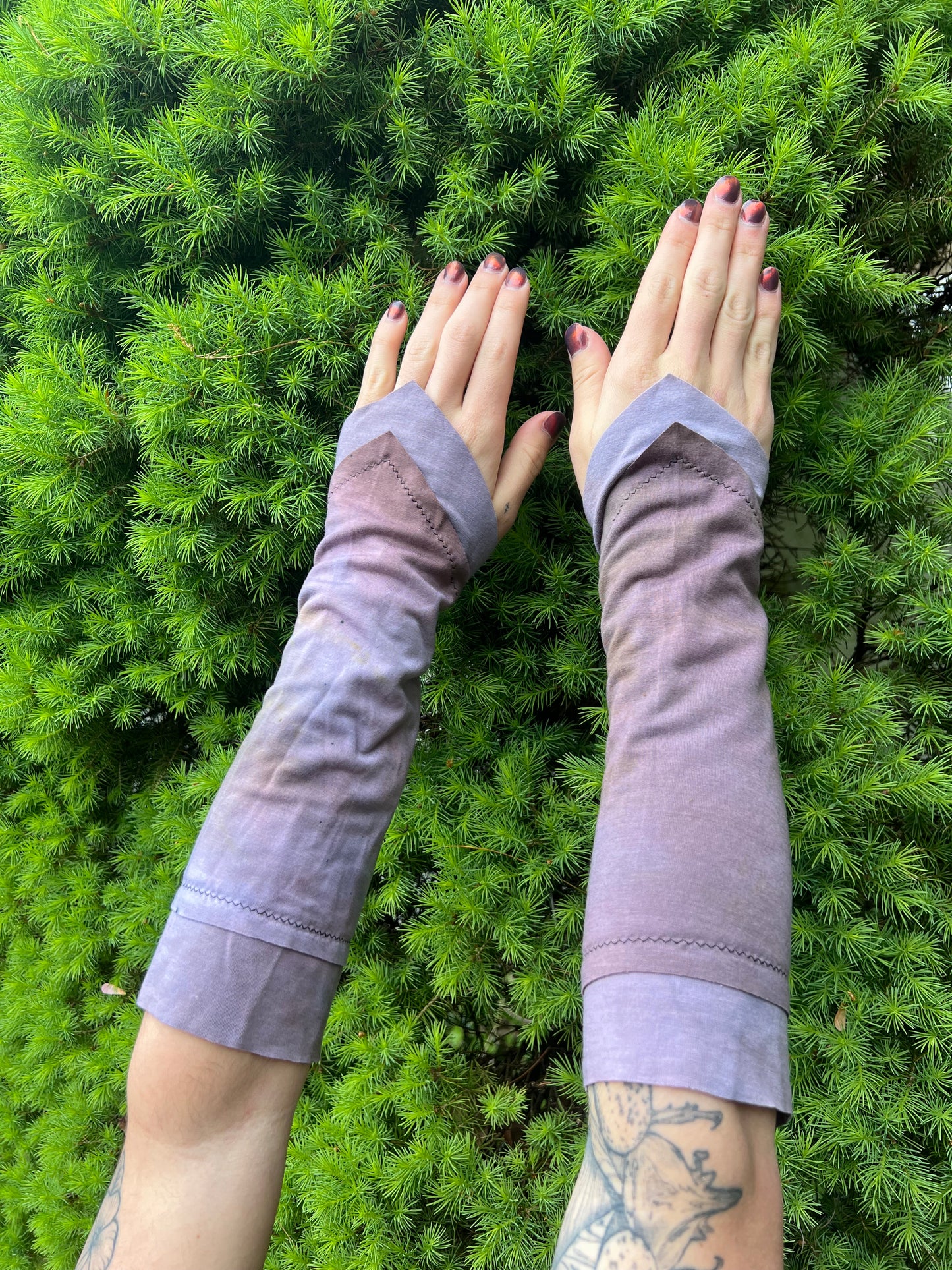 Gauntlet Armwarmers in your choice of colorway