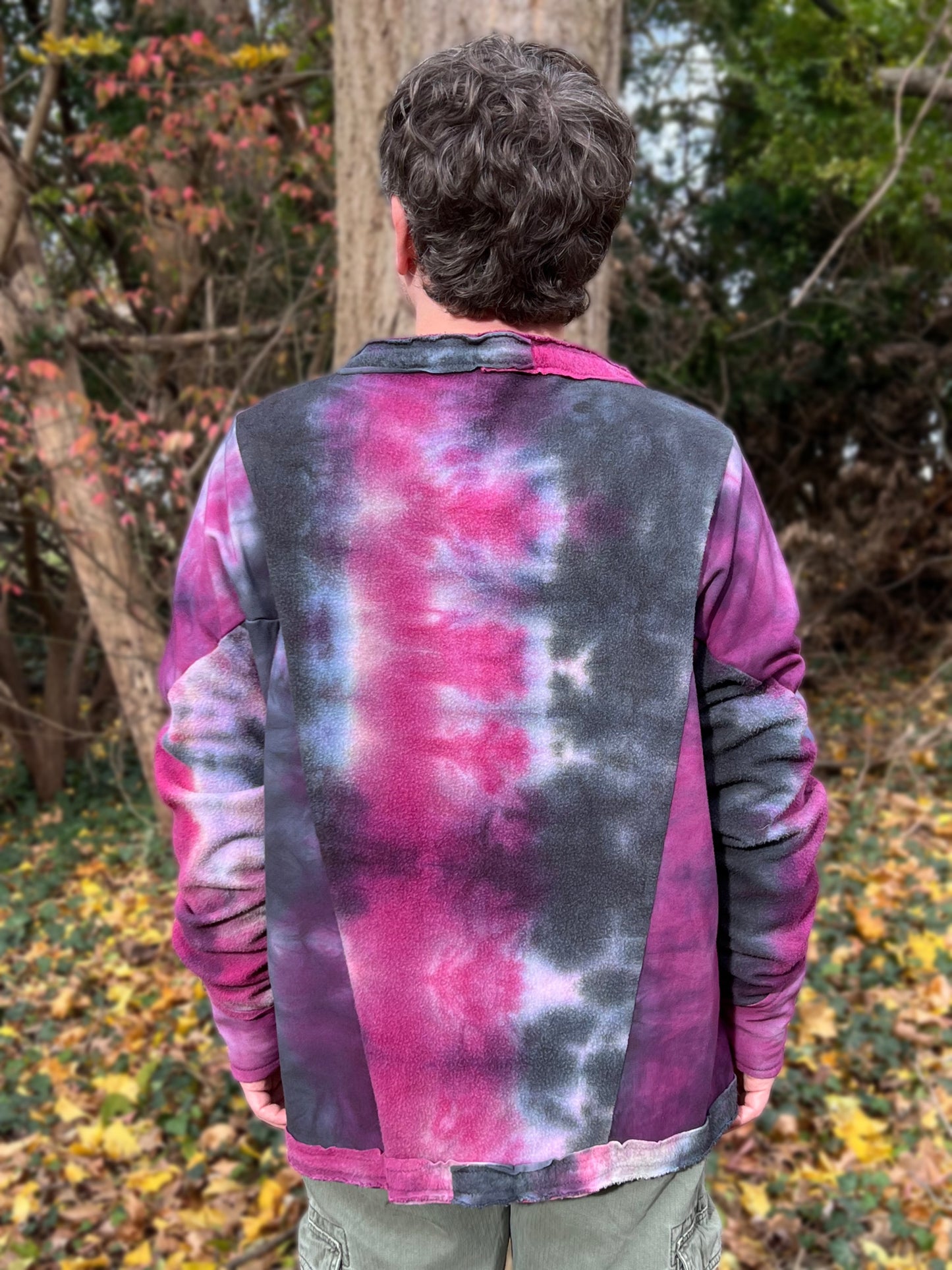 Eidolon Crew Sweatshirt Bear’s colorway