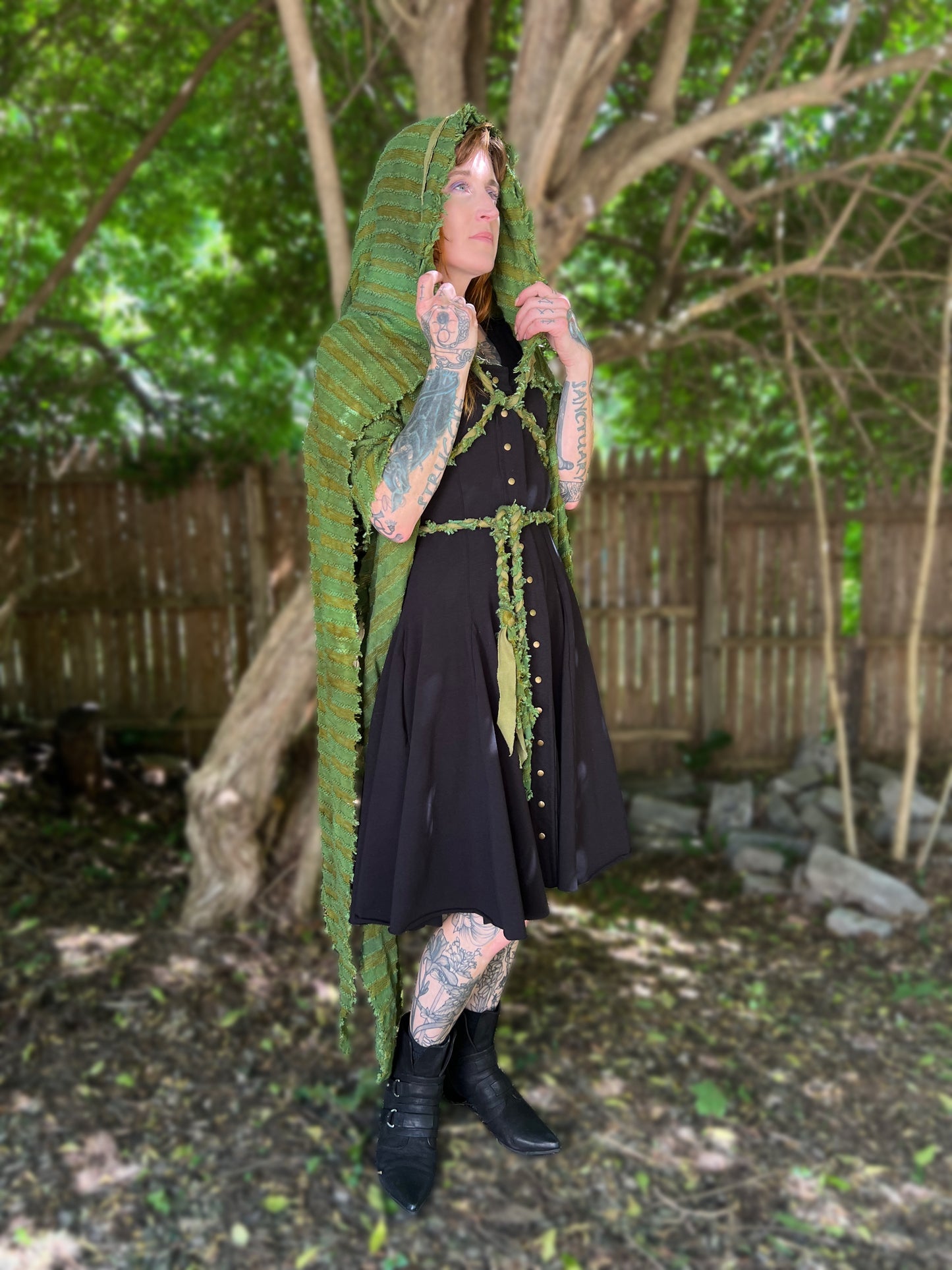Lore Hooded Shawl Taxus colorway