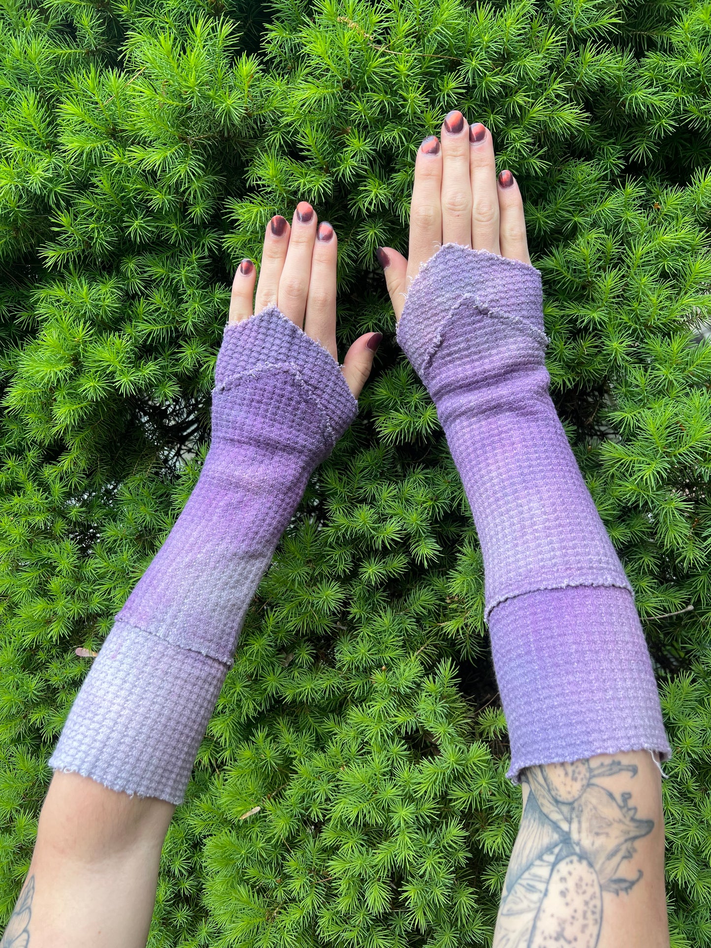 Gauntlet Armwarmers in your choice of colorway