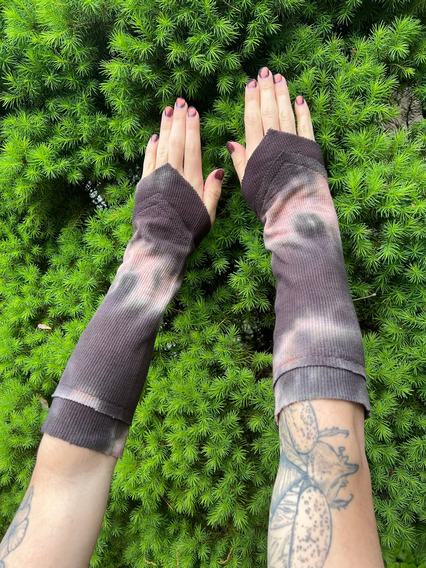 Gauntlet Armwarmers in your choice of colorway