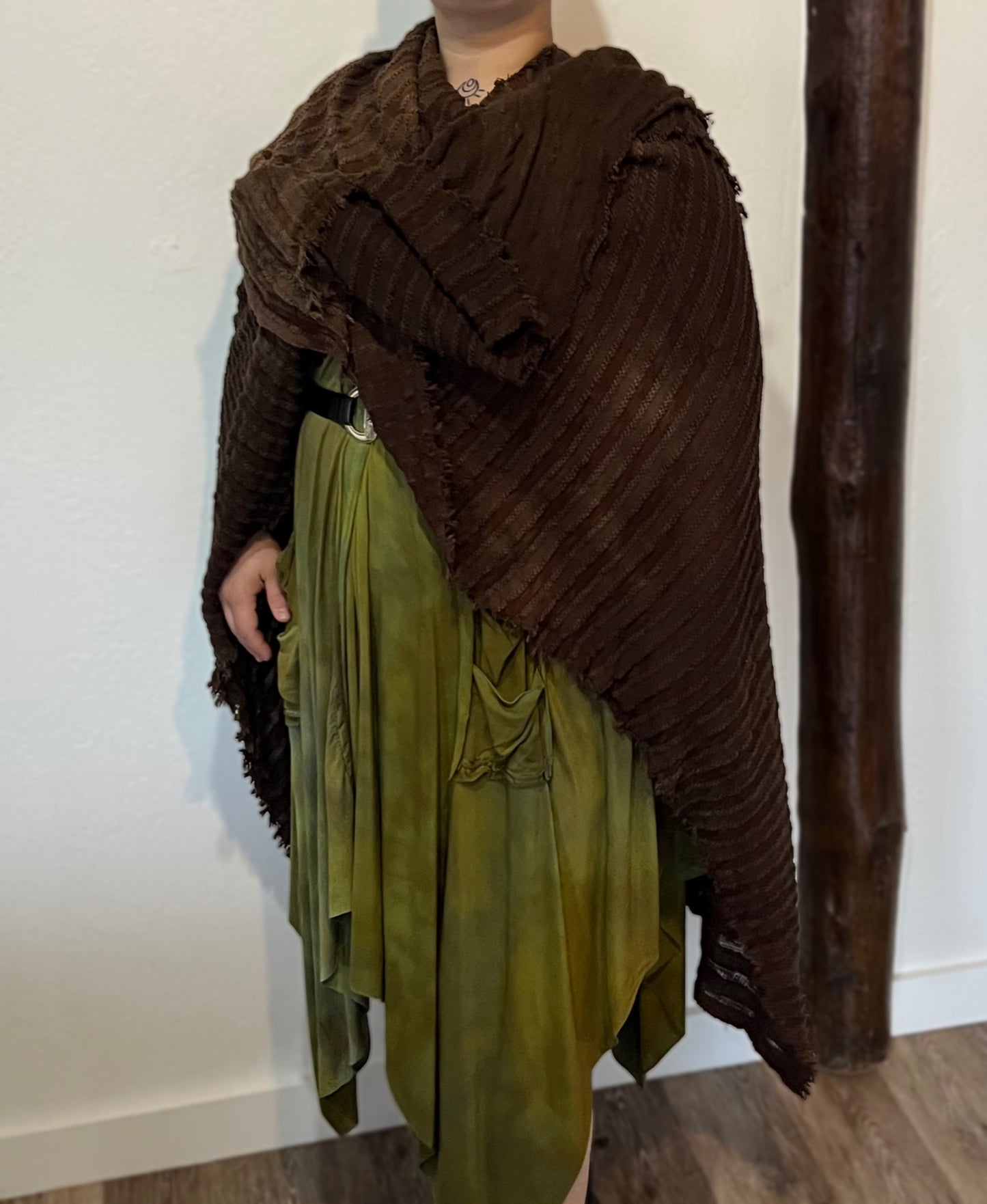 Kindred Shawl in your choice of colorway