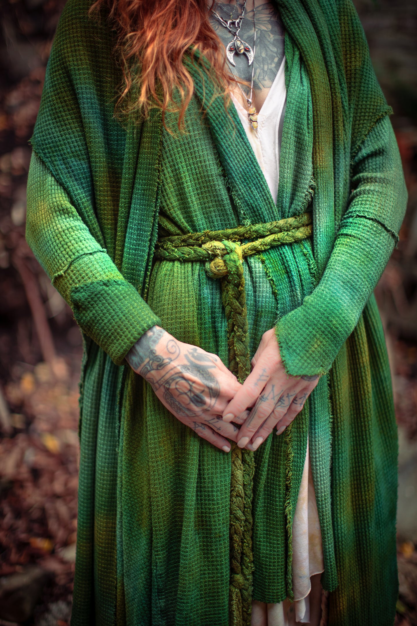 Traveler’s Cloak Waffle Knit Hedera colorway CROPPED